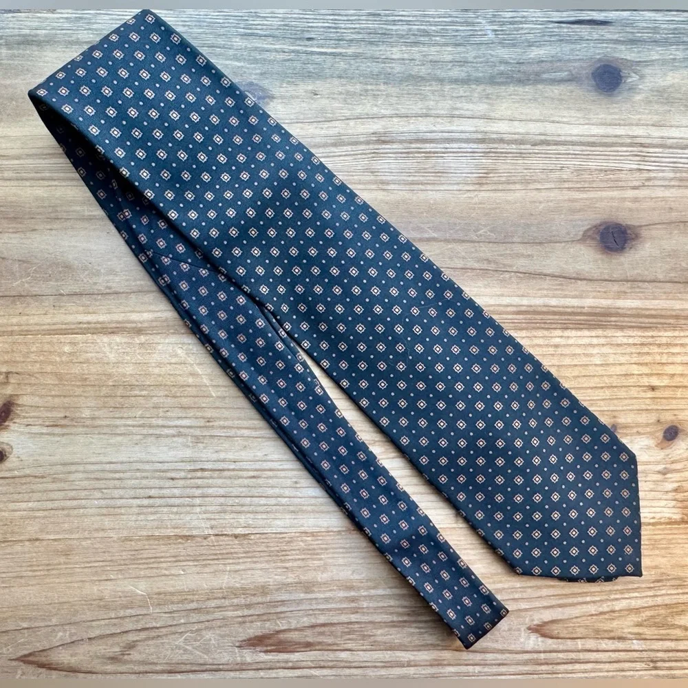 BARNEYS NEW YORK Black SILK TIE